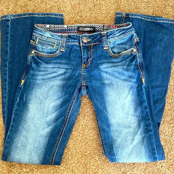 Cello Jeans - Picture 2 of 5